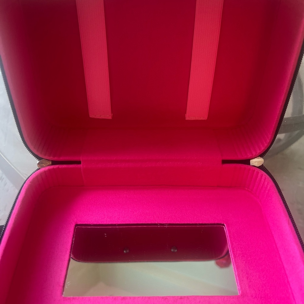 Make Up Box